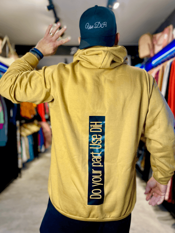 Moletom UseDiH Amarelo com Capuz e Escrita nas Costas "Do your part"