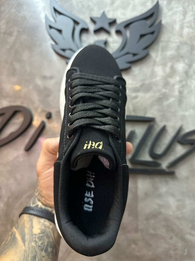 Tênis Casual Mc DiH "Use DiH" NoBuck